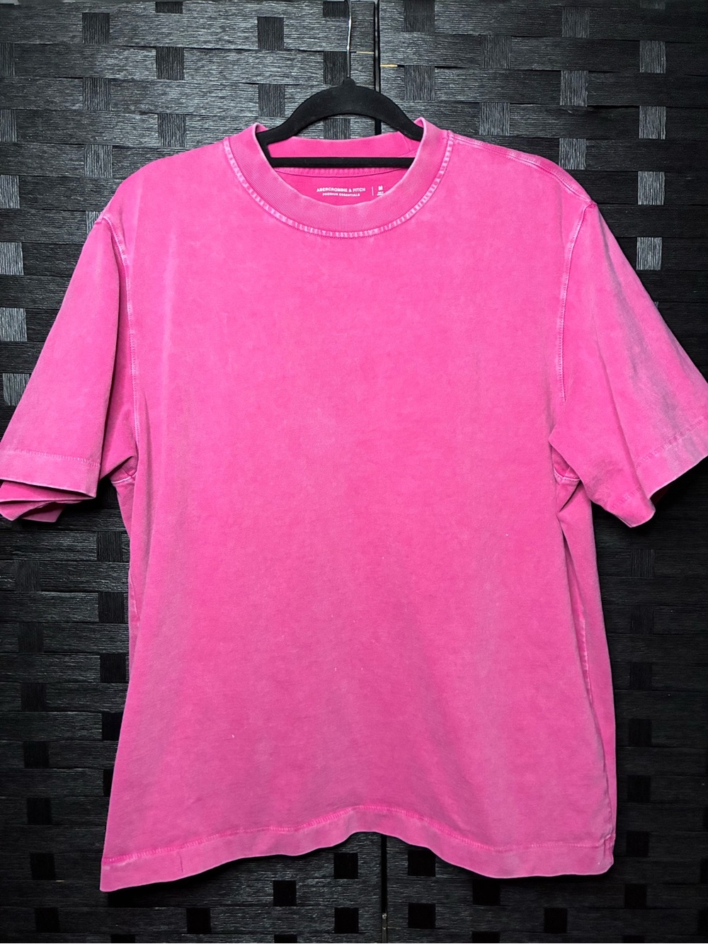 Abercrombie & Fitch Vintage-Wash Crewneck Tee - Bright Pink
